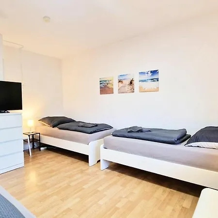 Monteurwohnung Mit Balkon, Voll Ausgestattet, Waesche Inklusive, Kostenfreier Parkplatz Und Wlan - Ha05 Lejlighed *