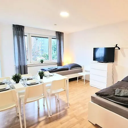 Lejlighed Monteurwohnung Mit Balkon, Voll Ausgestattet, Waesche Inklusive, Kostenfreier Parkplatz Und Wlan - Ha05