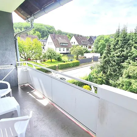 2 With Balcony, Free Parking & Wifi - Ha05 *